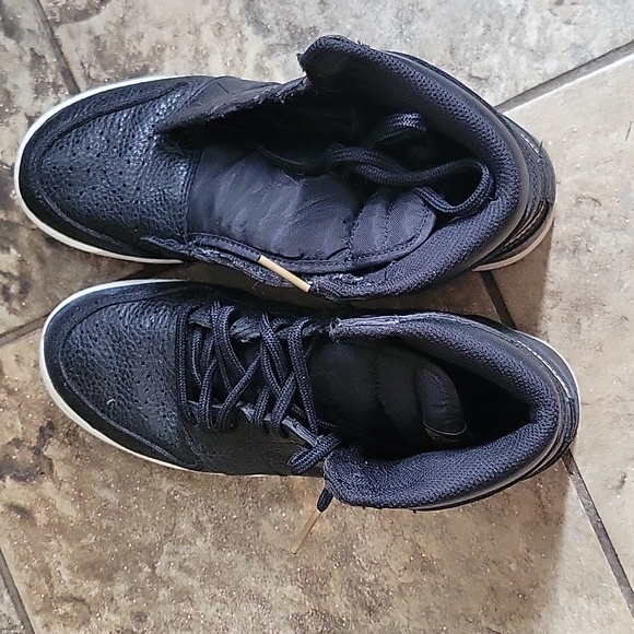 Black jordan one size 7 youth - Picture 2 of 4